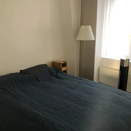 Apartment 5e *